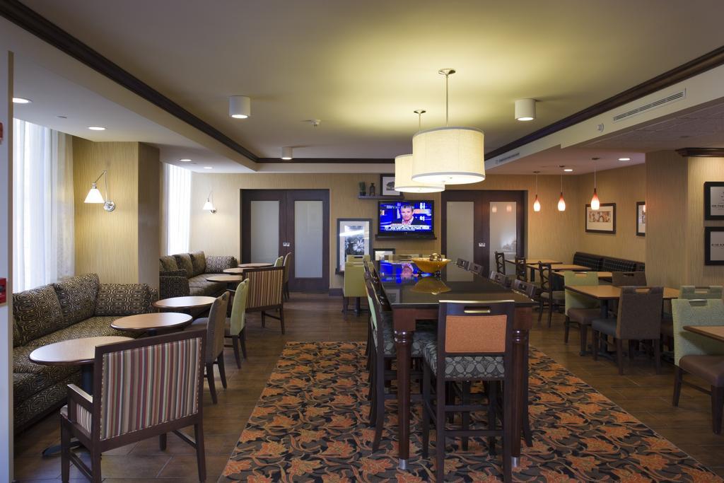 Hampton Inn Asheville - Biltmore Area Экстерьер фото
