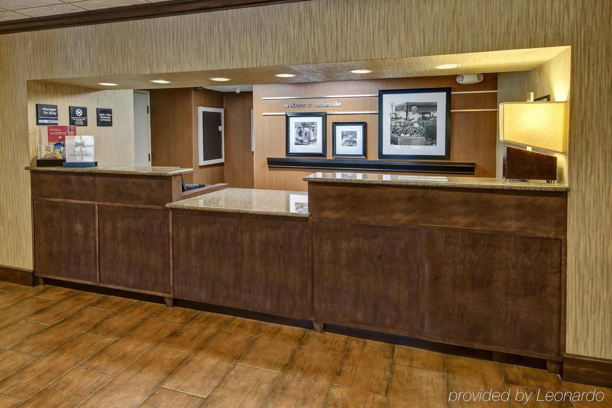 Hampton Inn Asheville - Biltmore Area Экстерьер фото