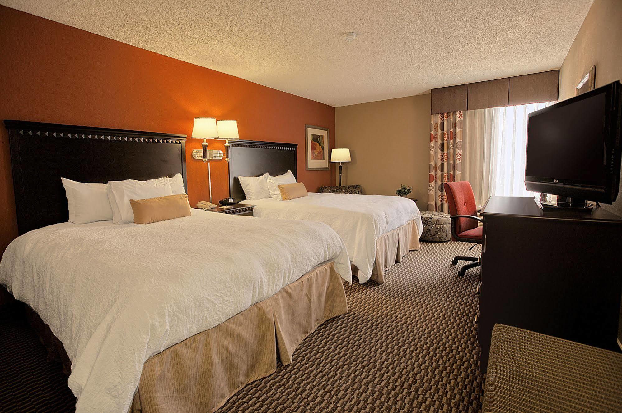 Hampton Inn Asheville - Biltmore Area Экстерьер фото